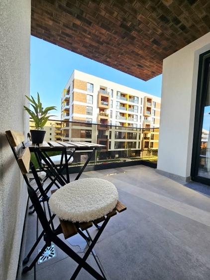 Apartament cu 2 camere semidecomandat în Florești