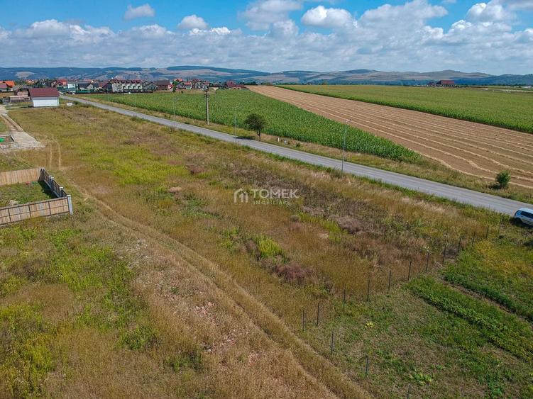 Teren Construcții intravilan de 1170 mp, în Bod