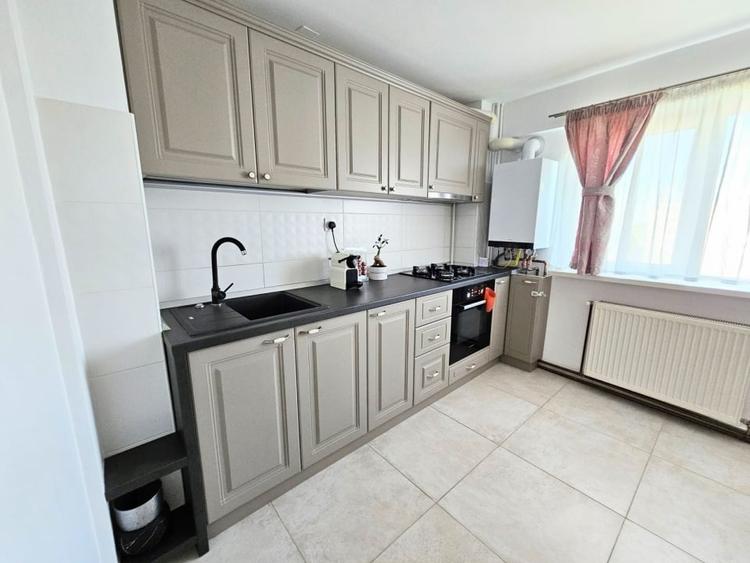De Inchiriat 3 cam – Calea Vitan 233 - loc de parcare inclus - centrala proprie - 7