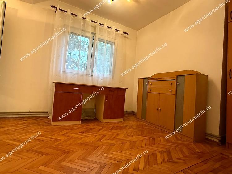 Apartament cu 3 camere decomandat în Ultracentral