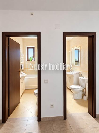 Casă individuală cu 15 camere cu Teren 1600 Mp în Sud