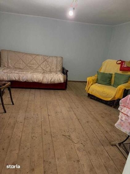 Casă cu 2 camere cu Teren 50 Mp în Sărata