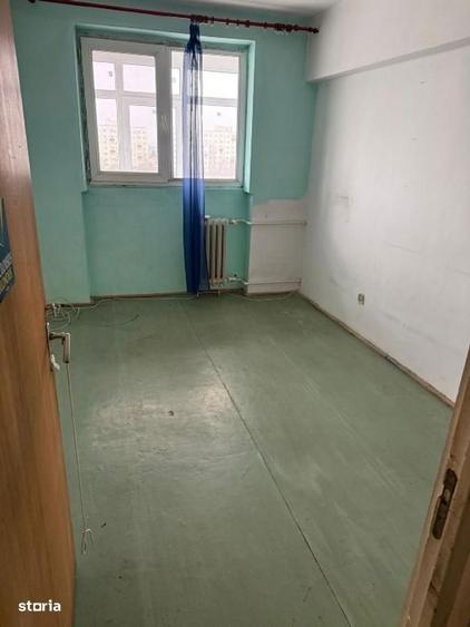 Apartament cu 3 camere decomandat în Berceni — fotografia 1