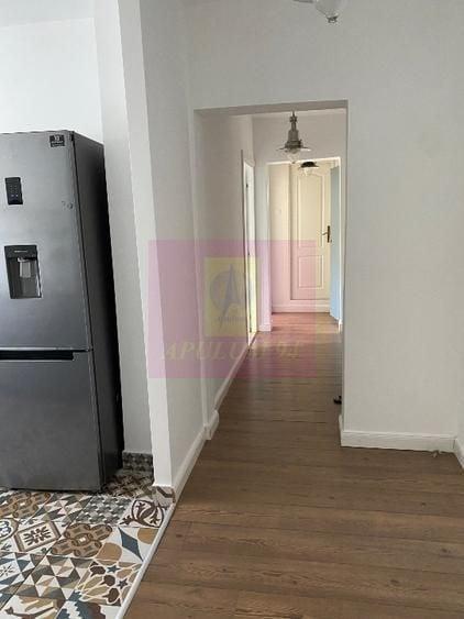 Apartament cu 4 camere semidecomandat, mobilat în Lujerului