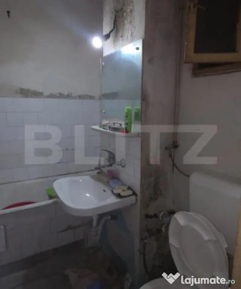 Apartament cu 3 camere, an 1983, zona Caraiman - 14