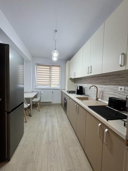 Apartament cu 2 camere decomandat, mobilat în Exterior Est