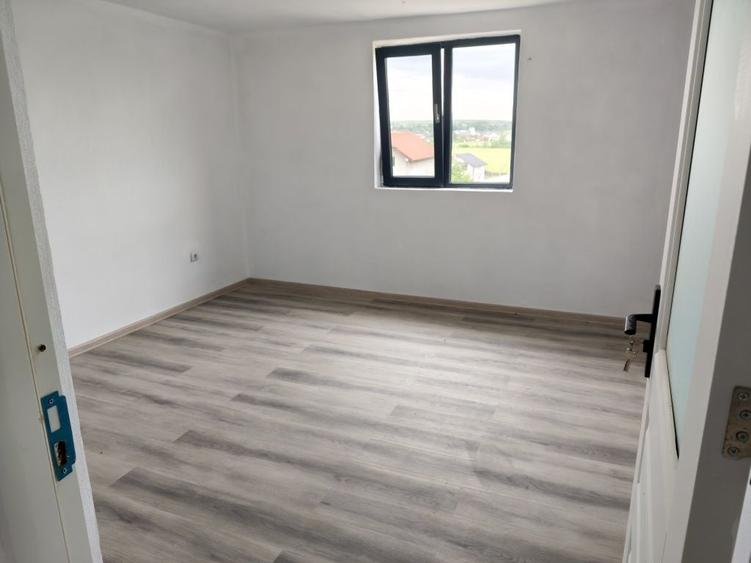 Casă cu 3 camere în Central