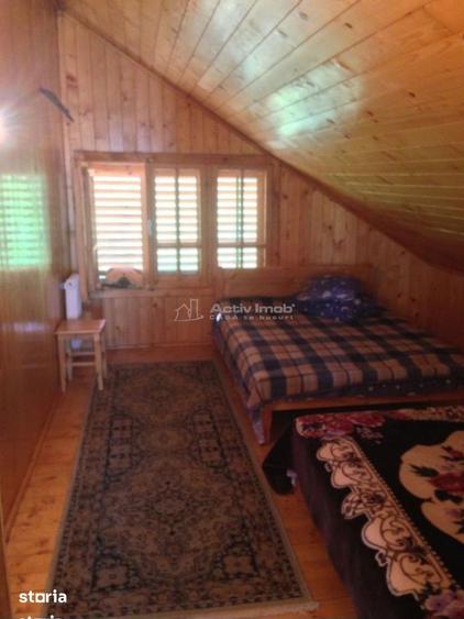 Casă cu 6 camere cu Teren 1618 Mp în Bran