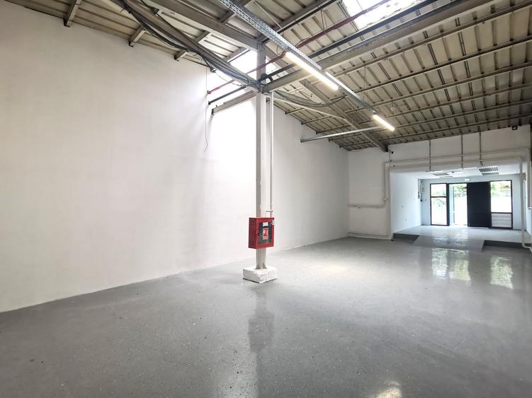 Spațiu industrial, de 123 mp, în Afumați