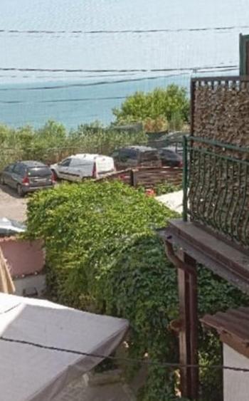Casă individuală cu 12 camere cu Canalizare în Ultracentral