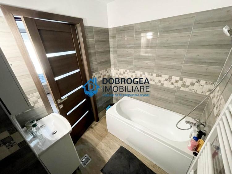 Apartament cu 3 camere decomandat, mobilat în C5
