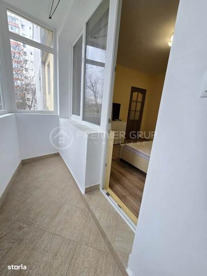 Apartament cu 2 camere semidecomandat în Podu Roș