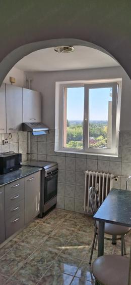 Apartament cu 2 camere decomandat în Romanilor