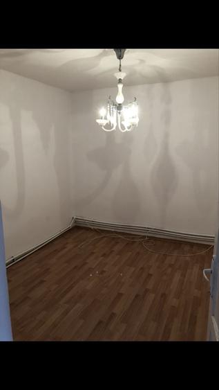 Casă cu 3 camere cu Teren 175 Mp în Mărgeanului