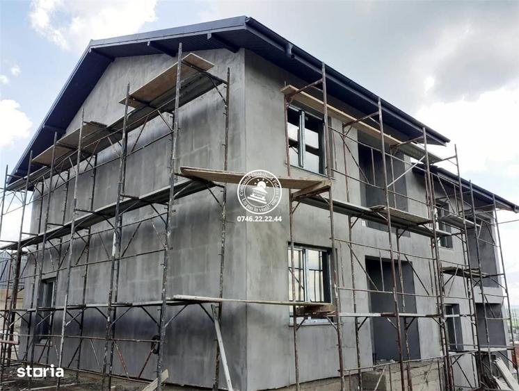 Casă cu 4 camere în Uricani