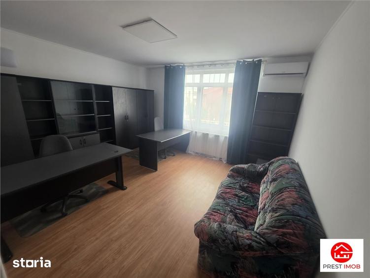 Spațiu comercial, de 80 mp, în Rovinari