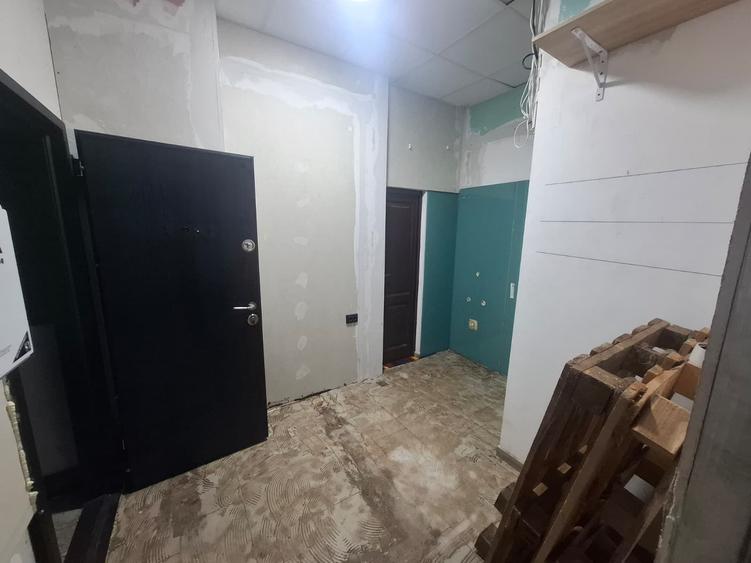 Spațiu comercial, de 330 mp, în Central