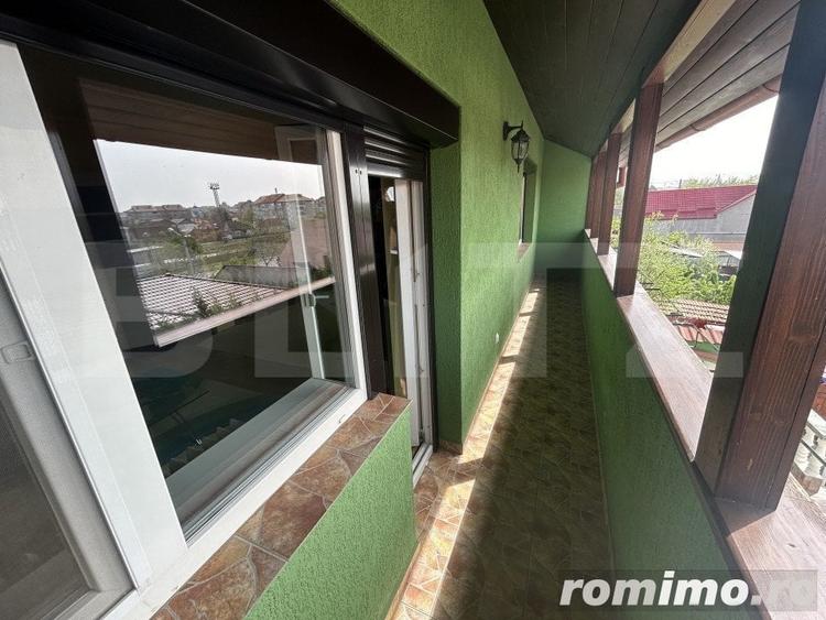 Casă cu 4 camere cu Teren 250 Mp în Rogerius