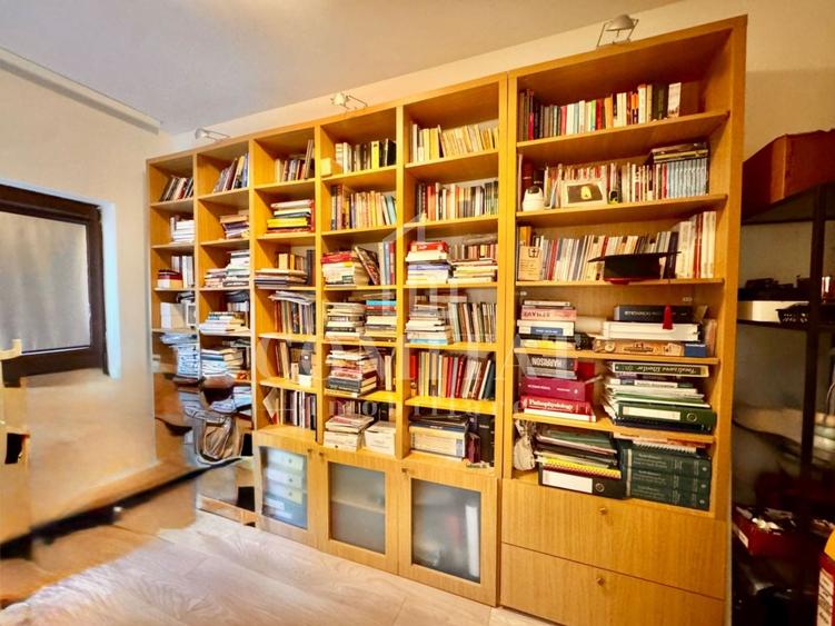 Duplex cu 4 camere cu Canalizare în Florești