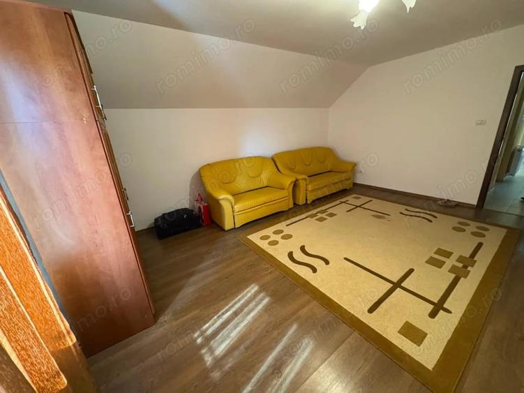 Apartament cu 2 camere decomandat în Ghiroda