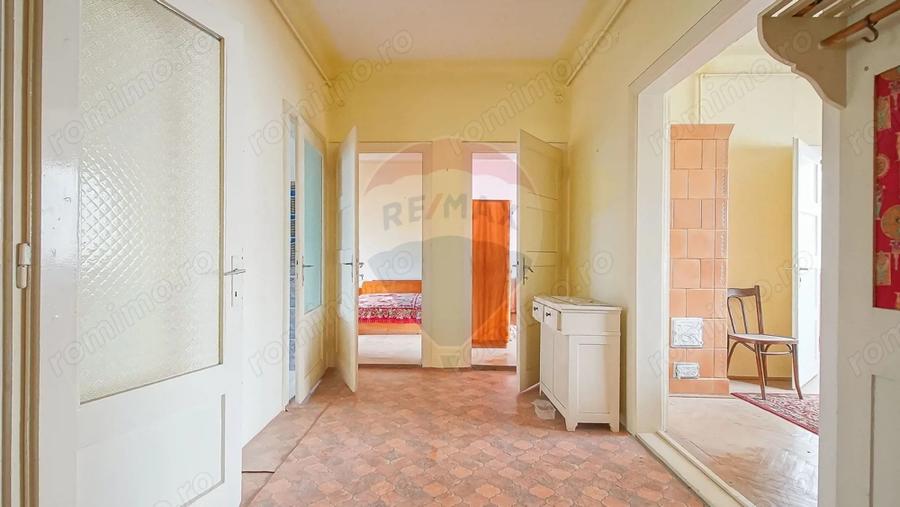 Apartament cu 3 camere decomandat în Centrul Civic