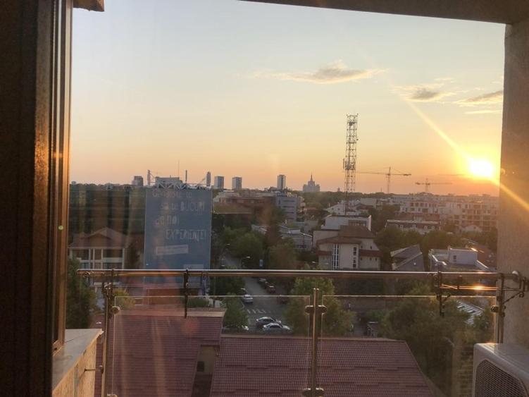 Apartament cu 2 camere decomandat în Aviației