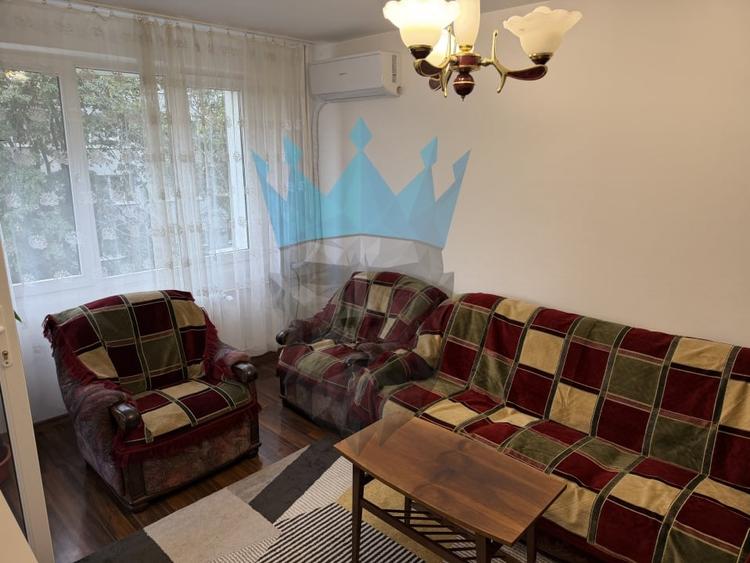 Apartament cu 2 camere decomandat, mobilat în Titan
