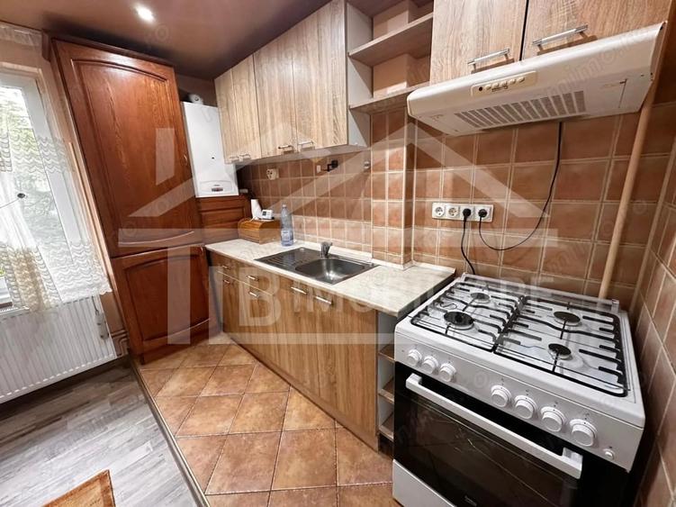 Apartament cu 3 camere decomandat în Tudor