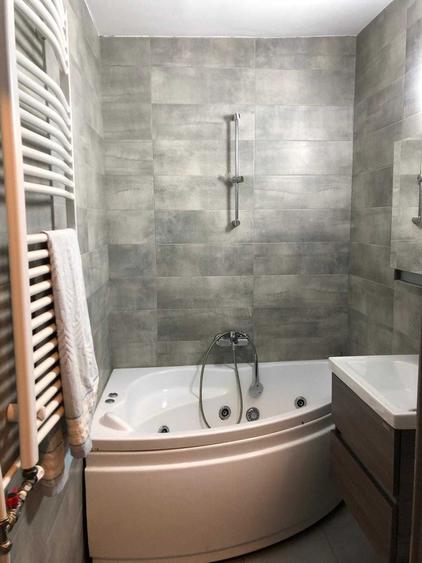 Apartament cu 2 camere semidecomandat în Rogerius
