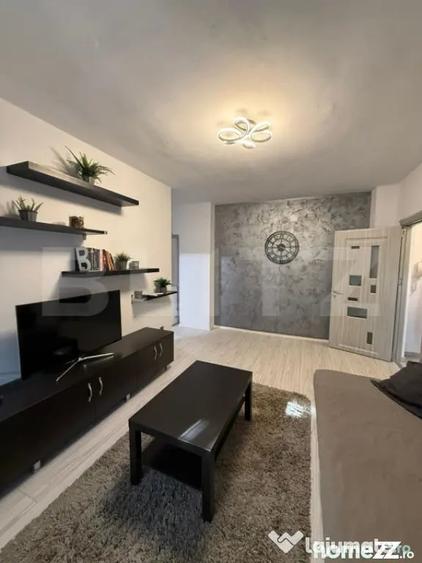 Apartament cu 2 camere semidecomandat în Democrației