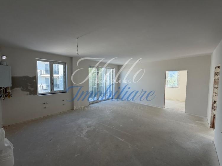 Apartament 3 camere, 64,5 mp, zona Vivo