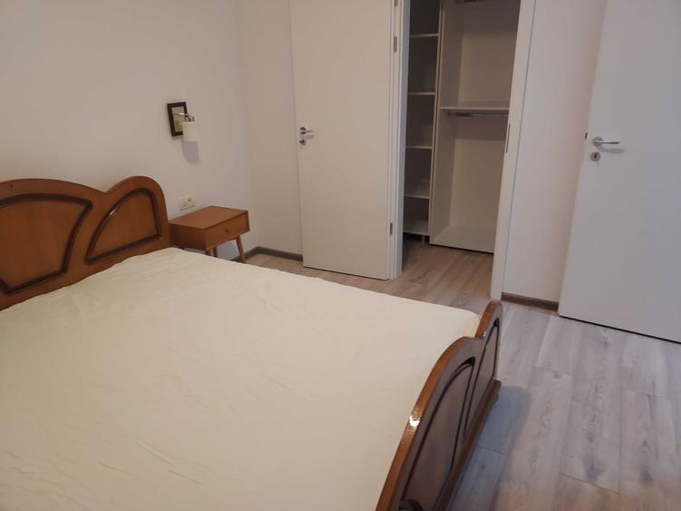 Apartament cu 2 camere decomandat în Giroc