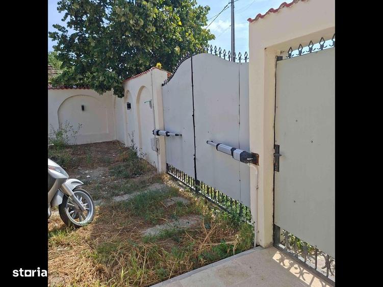Casă cu 3 camere în Șimnicu de Sus