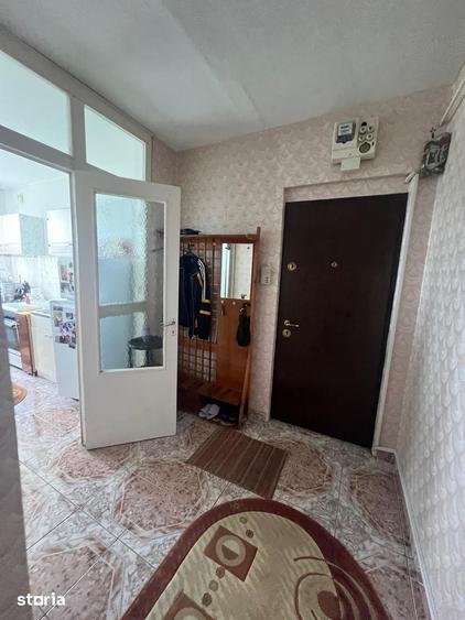 Apartament cu 2 camere în Micro 19