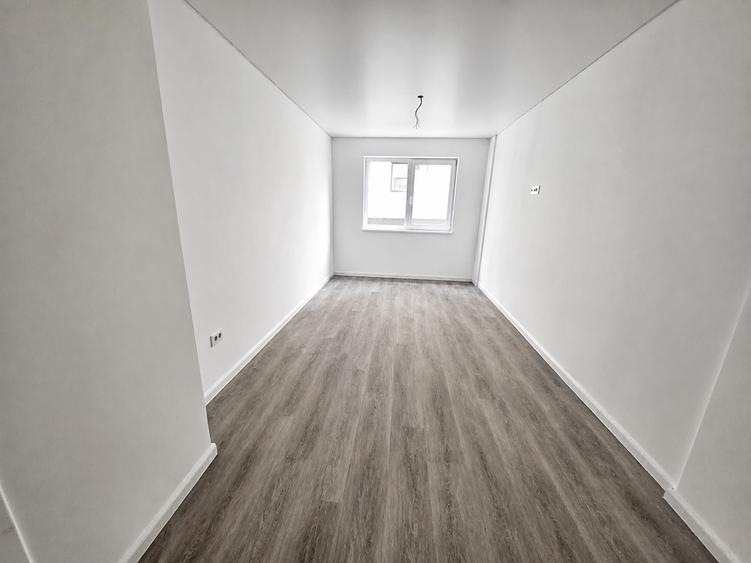 Apartament cu 2 camere semidecomandat în Vișani