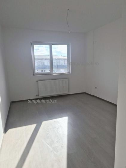 Apartament cu 2 camere decomandat în Vest