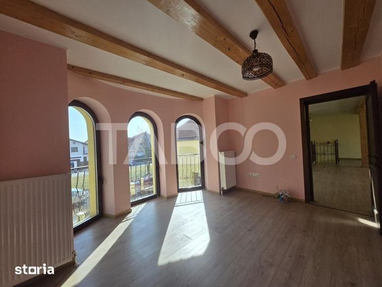 Casă cu 5 camere cu Teren 320 Mp în Tineretului