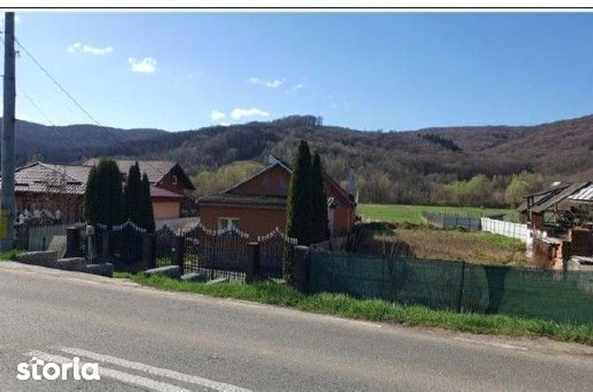 Casă cu 2 camere cu Teren 625 Mp în Mărgineni