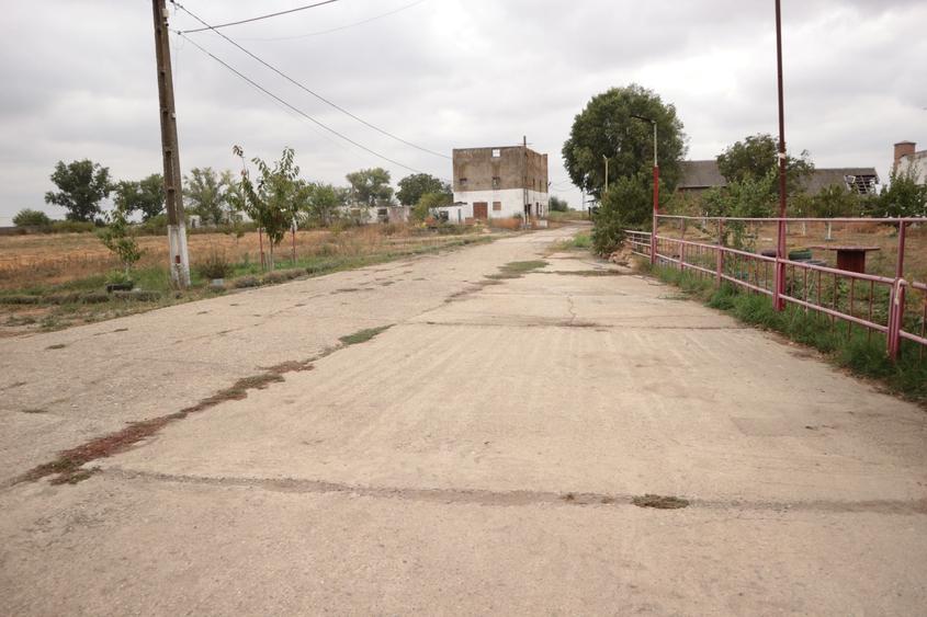 Teren Construcții intravilan de 88.97200012207 mp, în Variaș
