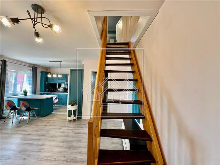 Apartament cu 4 camere decomandat în Vasile Aaron