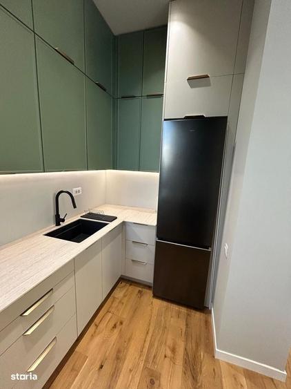 Apartament cu 4 camere în Ciupercenii Noi