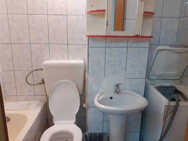 Garsonieră decomandată în Exterior Vest
