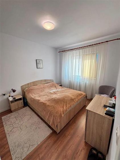 Casă cu 4 camere cu Teren 480 Mp în Valea Adâncă