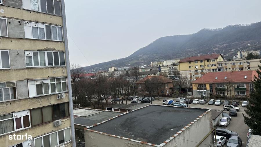 Apartament cu 2 camere în Săsar