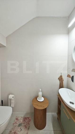 Casă individuală cu 4 camere cu Canalizare în Paleu