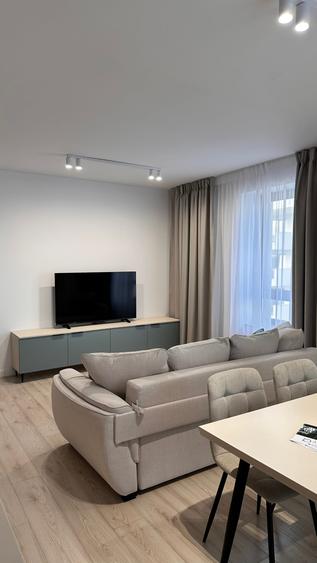 Apartament cu 3 camere decomandat în Băneasa