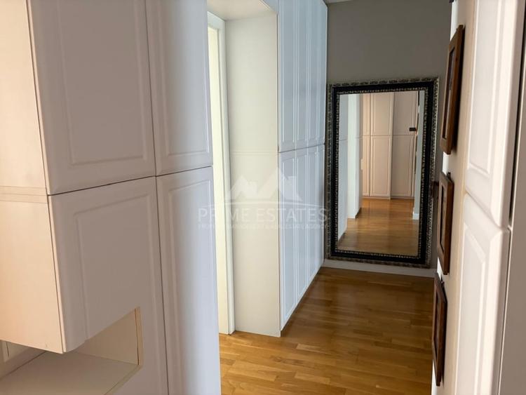 Apartament cu 3 camere decomandat, mobilat în Voluntari