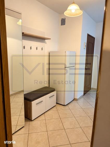 Apartament cu 2 camere semidecomandat în Podu Roș