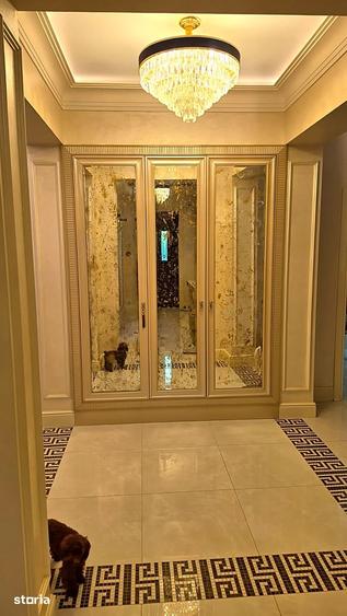 Casă cu 8 camere cu Teren 1223 Mp în Central