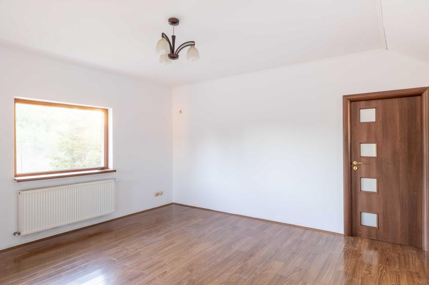 Casă cu 4 camere în Buda